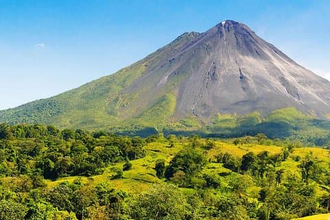 Transfer från Liberias flygplats till Arenal-La Fortuna, San Carlos