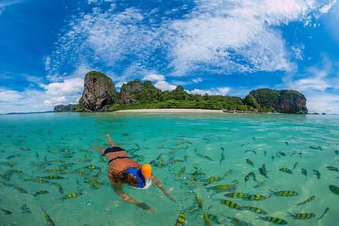 Lancha motora Phi Phi Khai Maiton