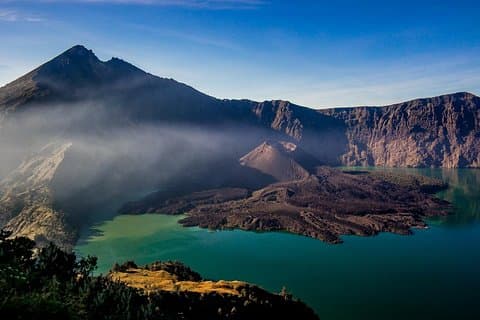 Rinjani Trekking 2D1N Senaru Crater rim