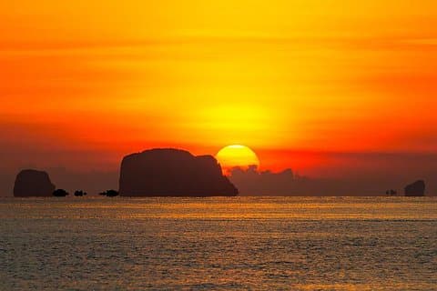 Tour romantico al tramonto dell'isola di James Bond e della baia di Phang Nga con tour del cavalluccio marino di Phuket