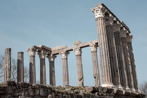 De Lisbonne à l'Alentejo : visite en groupe d'une journée complète à Évora et aux mégalithes