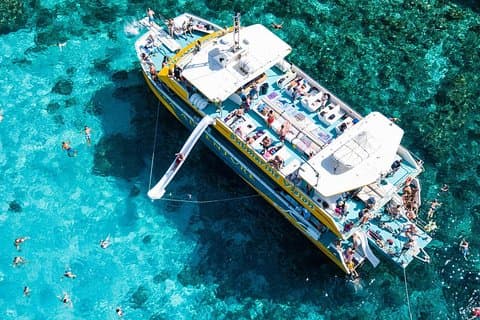 Gozo & Comino Islands, Blue Lagoon & Seacaves Tour