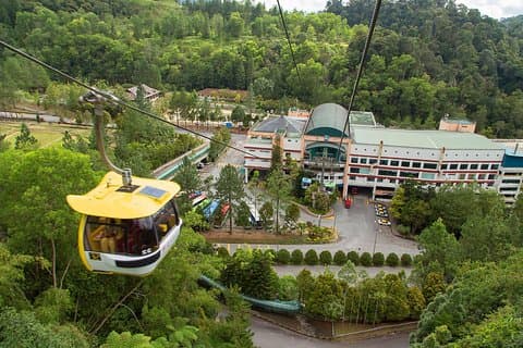Excursão Genting Highland e Batu Caves inclui passeio de teleférico de 2 vias