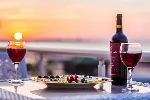 Baku Wine Crawl für kleine Gruppen