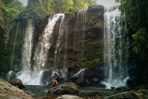 2 days private tour: Angkor sunrise, Banteay Srei, Kulen mountain, Beng Mealea