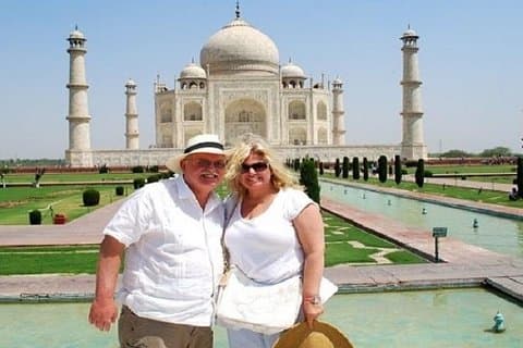 Tour dello stesso giorno Taj Mahal da Delhi