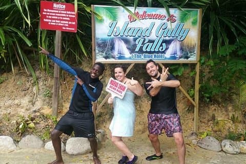Blue Hole & Bamboo Beach Tour von Ocho Rios