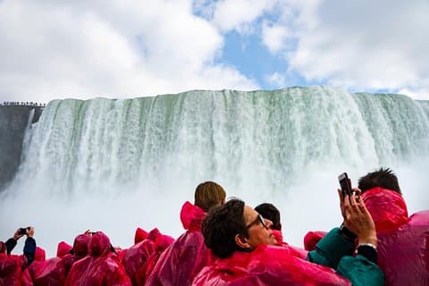 Fra TORONTO : Niagara Day Tour w / Niagara på søen og bådtur