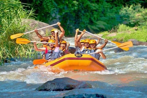 Wildwasser-Rafting 5 km + ATV 30 Minuten