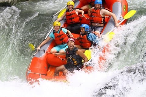 Rafting en aguas bravas 5 km solamente