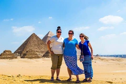 4-timers privat tur til Giza-pyramider med kameltur og frokost fra Kairo