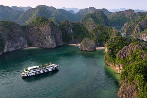 Mon Chéri Cruises 5 sterren: Geweldige 3-daagse verkenning van het eiland Halong en Cat Ba