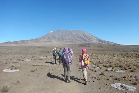 Climbing Mt. Kilimanjaro använder Machame Route