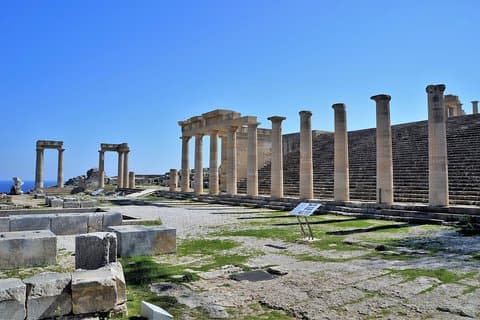 BEST OF RHODES ISLAND - PRIVAT TUR - SHORE-UDVIKLING - FULDAG - 4 personer