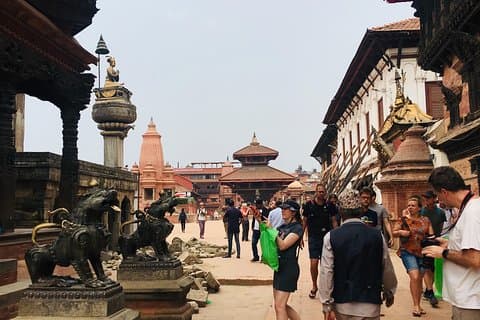 Kathmandu Sightseeing Tour mit Auto und Guide