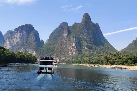 Crociera Li-River Guilin di un'intera giornata con barca a 3 stelle e tour della grotta di Reed Flute
