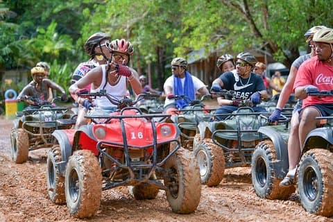 Gran recorrido de aventura en vehículo todoterreno por Phuket