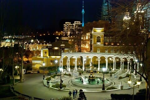 Charming Baku Lights Night Tour