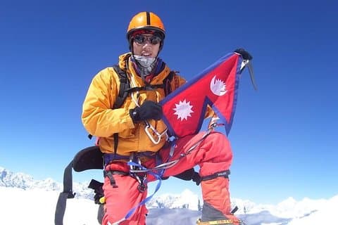 Spedizione Kyajo Ri, arrampicata di picco per 26 giorni