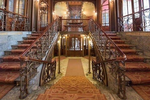 Privétour: Brussel en Antwerpen Art Nouveau Heritage focussen op Victor Horta