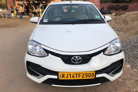 One Way Transfer From Agra To New Delhi in AC Vehicle