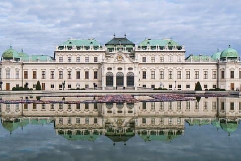 プライベートウィーン歴史建造物ツアー