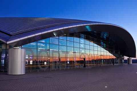 Transfert privé | Cracovie Ville - Aéroport Rzeszow