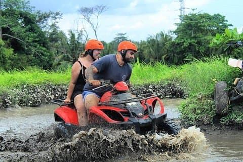Passeio de quadriciclo em Bali - aventura de quadriciclo