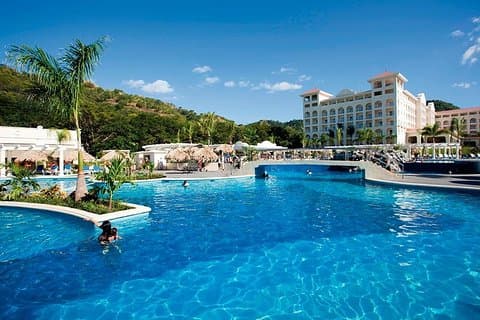 Privat överföringstjänst från Liberia flygplats till Riu Guanacaste