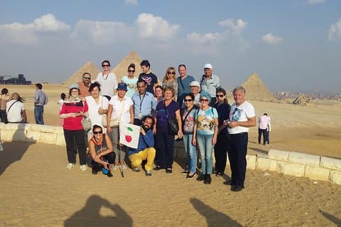01 Day Tour to Pyramids , Museum and Khan Elkhalili
