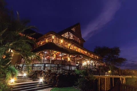 5 dage / 4 nætter Victoria Falls Safari Lodge-pakke