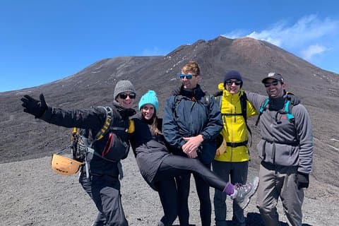Etna Sur Senderismo en la zona de la cumbre