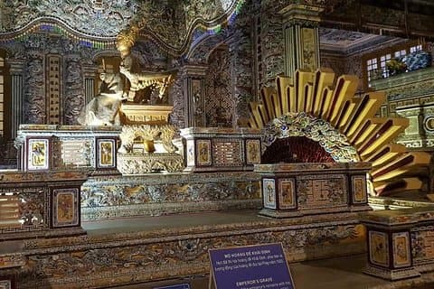 Hue City Tour via Hai Van Pass, Blue Lagoon, Royal Palace, King Tomb, Perfume River