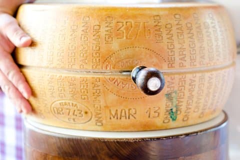 Hidden treasures among art, wine and Parmigiano Reggiano in Parma surroundings