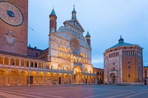 Cremona: Full day tour from Milan - Private tour