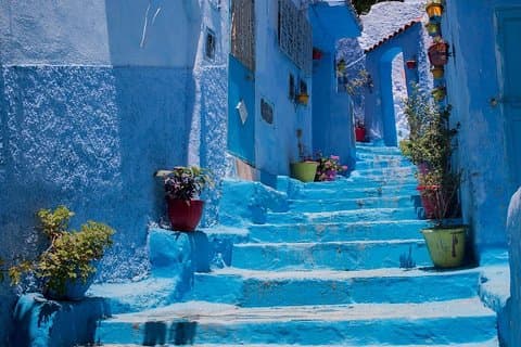 Tour privato di 2 giorni da Fes a Volubilis, Meknes e Chefchaouen