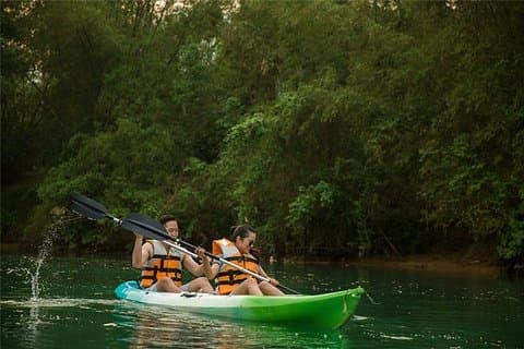Caiaque no rio bonito