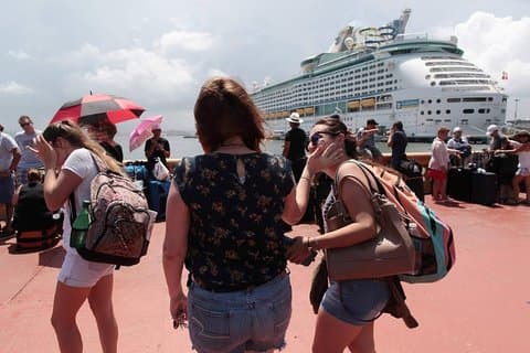 Landausflug: Ganztägige Kuala Lumpur City Tour mit Twin Tower Tickets