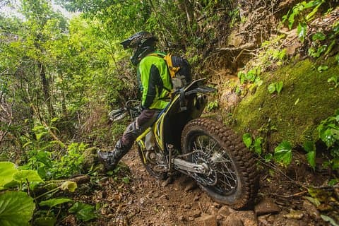 Dirtbike-eventyr i Boquete (halv dag)