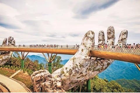 Excursion d'une journée complète au Golden Bridge et à la montagne de marbre depuis le port de Tien Sa