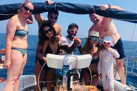 Excursión de medio día en velero Catania-AciTrezza