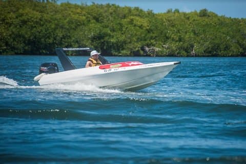 Tour en lancha rápida y snorkel: barco para un solo pasajero