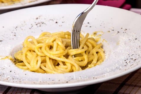 Tour gastronomico di pasta, pizza e gelato nel cuore dell'antica Roma