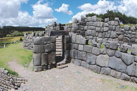 City Tour in Cusco & visit Museum South American Camelid Private.