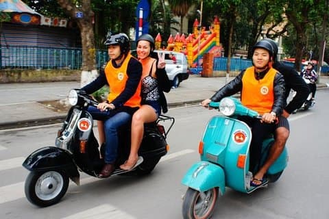 Vespa Food Tour Hanoi After Dark 3.5 hrs_TOP SERVICE, MAX VALUE