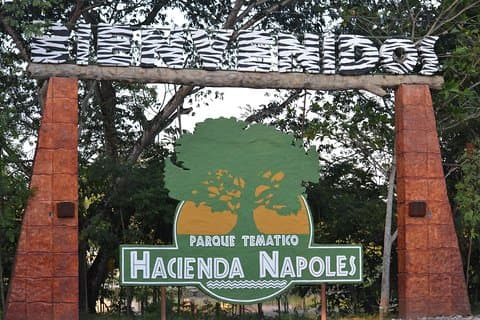 Visite au parc d'attractions Hacienda Nápoles