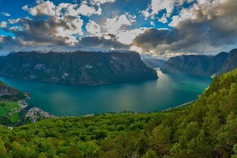 VISITA GUIADA PRIVADA: Paisagem do Fiorde do Patrimônio Mundial - Viking Special - de Flåm