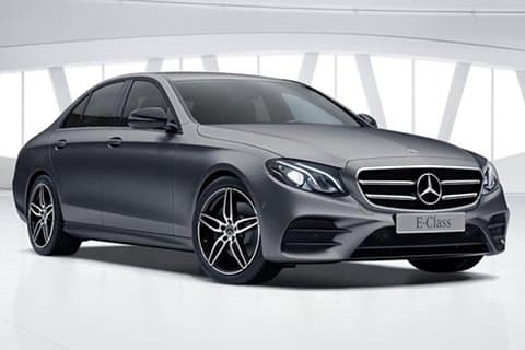 Arrival Transfer: Ezeiza Airport EZE to Buenos Aires by Sedan