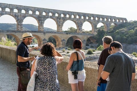 Saint Remy, Les Baux and Pont du Gard Small Group Half-Day Trip