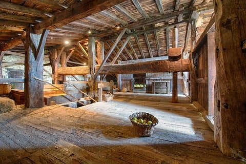 Tour "Baskische boerderij en ciderhuis" + maaltijd uit San Sebastian